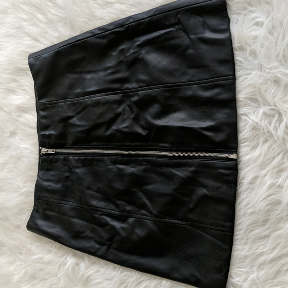 Forever 21 leather skirt - Picture 1 of 4